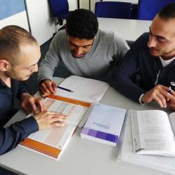 Berufseinstieg  - Weiterbildung / Lehrgang Buchhaltung für Migranten / Migrantinnen